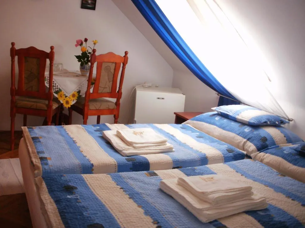 Vass Vendeghaz Guest House Eger
